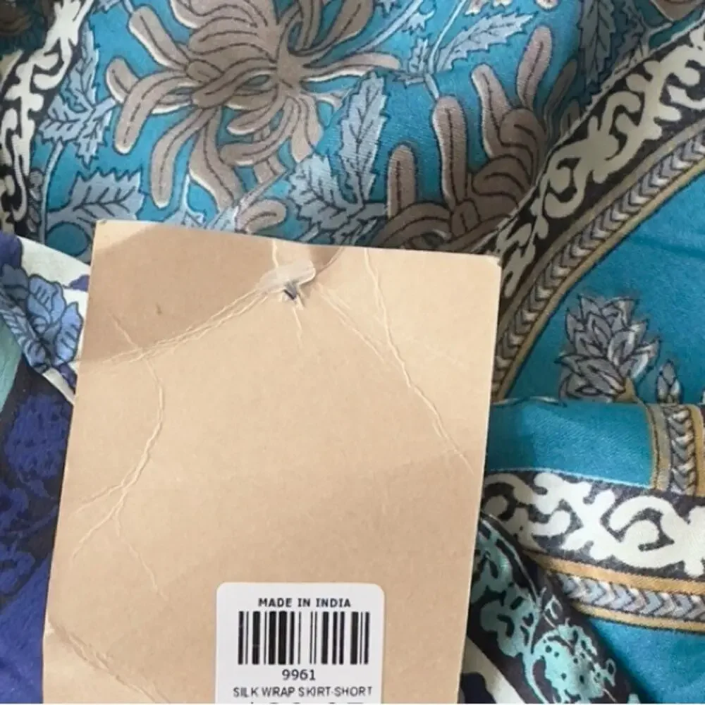 NEW - URBAN NOMAD women's silk wrap mini skirt - hippie boho - size LARGE - XL